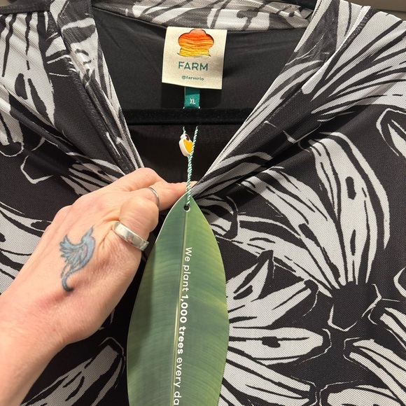 FARM RIO Black Bossa Banana Tulle Blouse - Picture 3 of 4